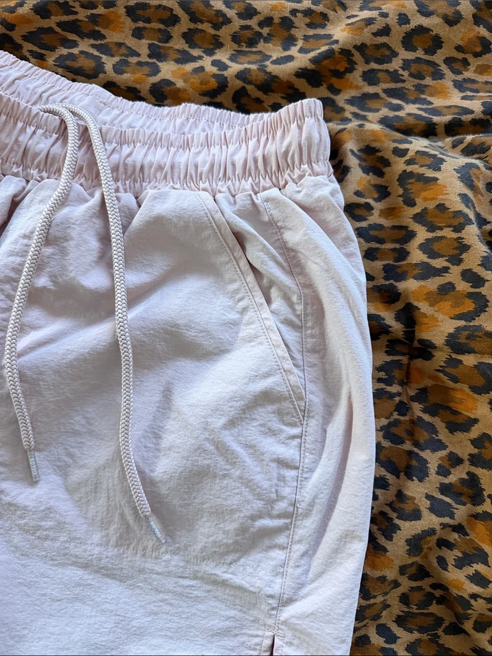 ALO Yoga Women's Pale Pink Alumni Athletic Shorts